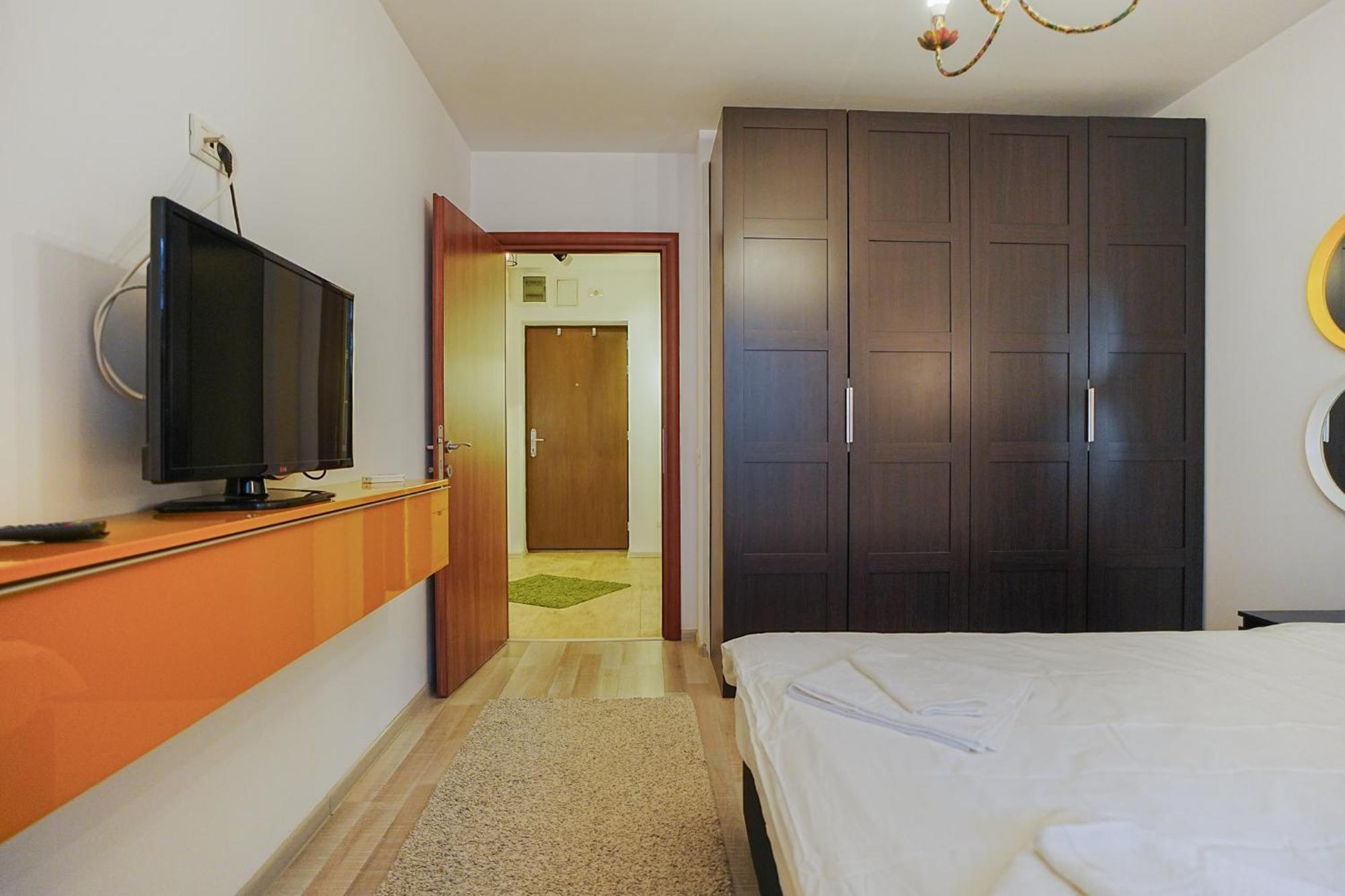 Ferienwohnung Hideaway Near Parliament Building Bukarest Exterior foto