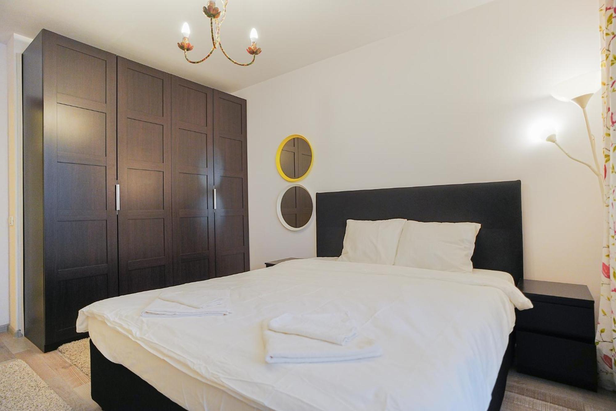 Ferienwohnung Hideaway Near Parliament Building Bukarest Exterior foto