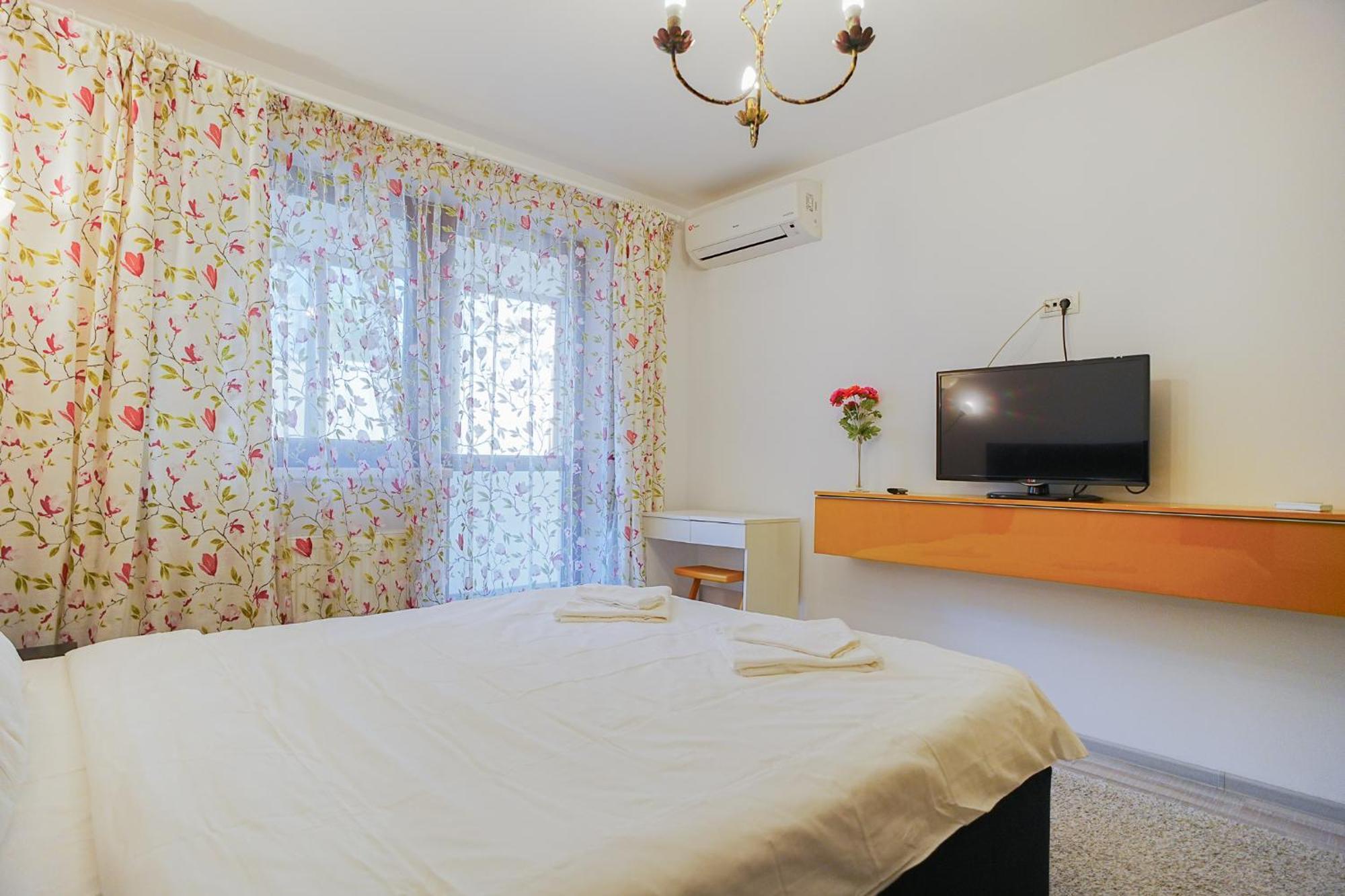 Ferienwohnung Hideaway Near Parliament Building Bukarest Exterior foto